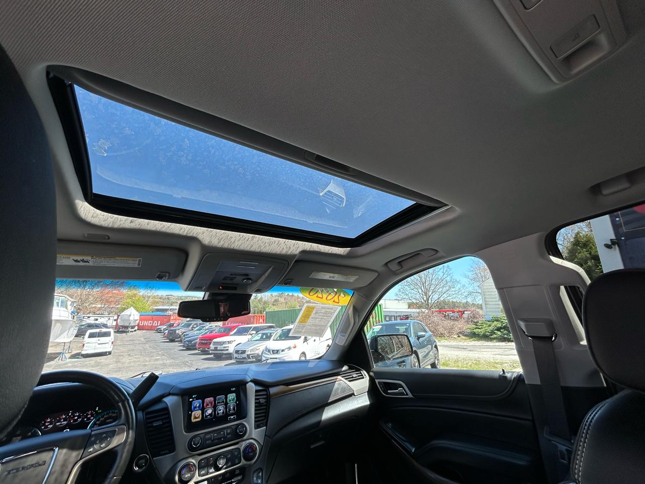 GMC Yukon Denali 4WD 2020