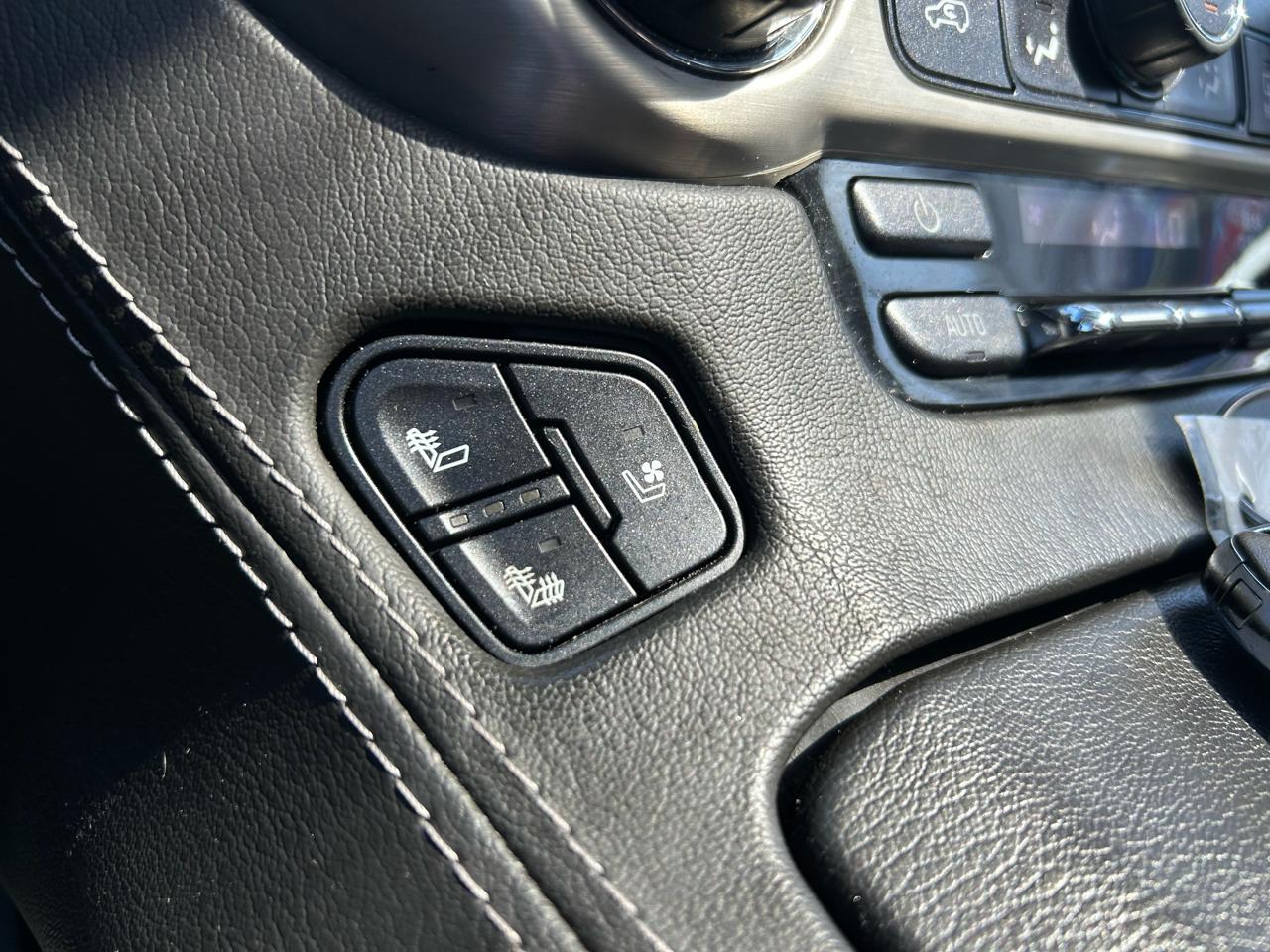 GMC Yukon Denali 4WD 2020