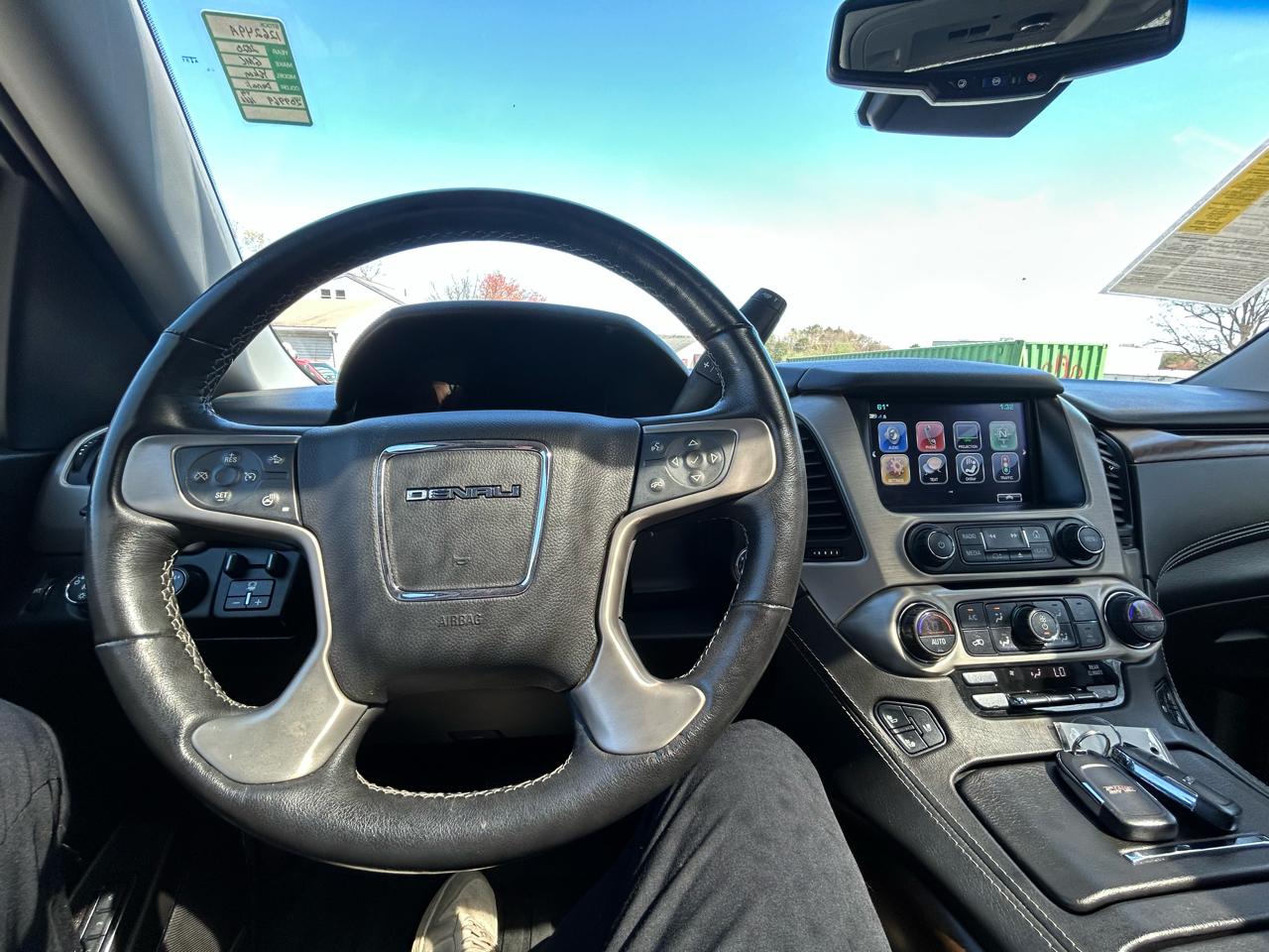 GMC Yukon Denali 4WD 2020