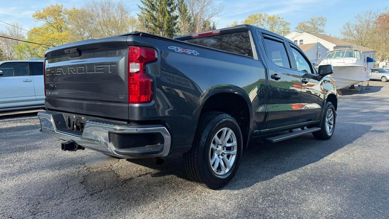 Chevrolet Silverado 1500 1LT Crew Cab 4WD 2021