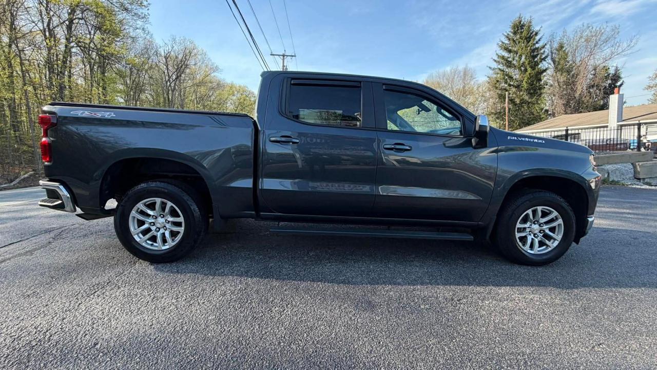 Chevrolet Silverado 1500 1LT Crew Cab 4WD 2021
