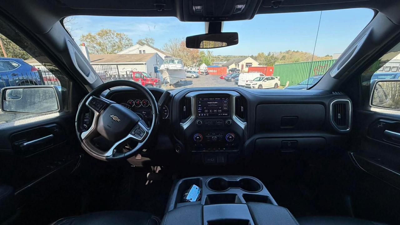Chevrolet Silverado 1500 1LT Crew Cab 4WD 2021