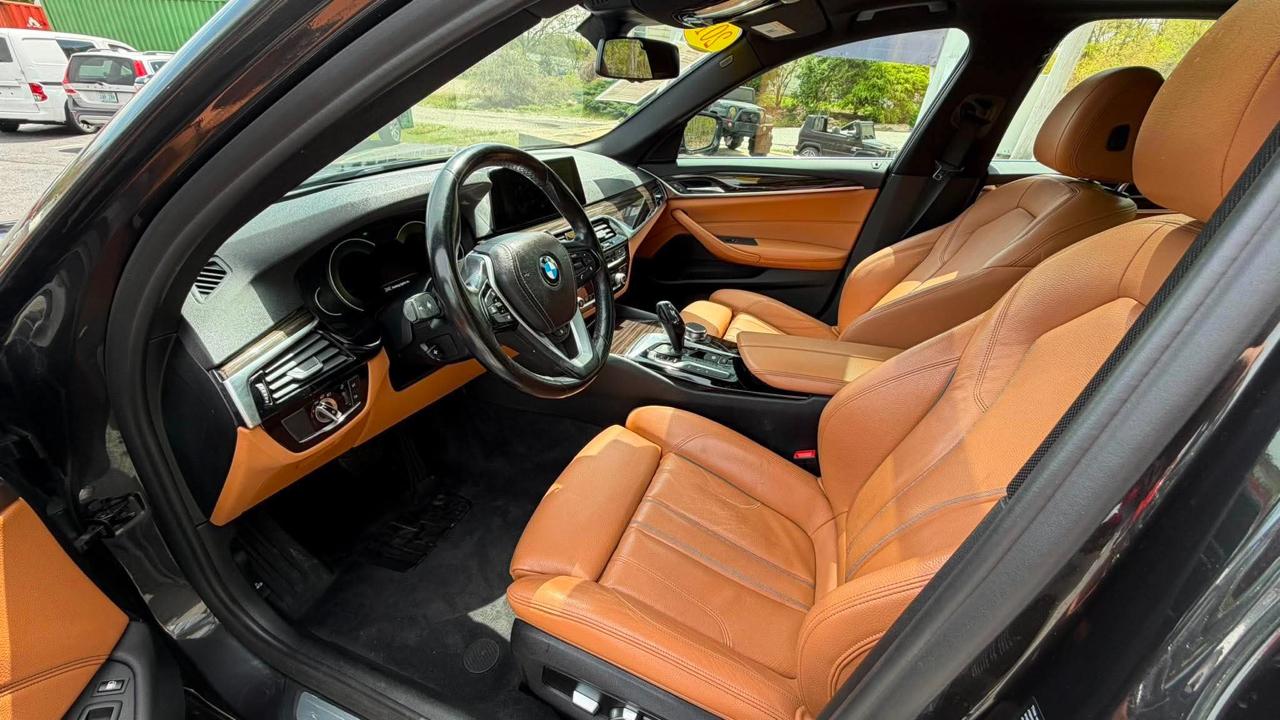 BMW 5-Series 530e xDrive iPerformance 2019