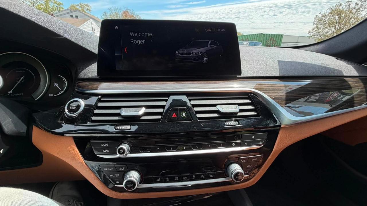 BMW 5-Series 530e xDrive iPerformance 2019