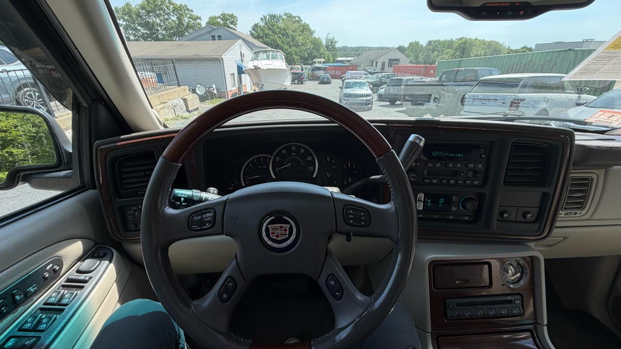 Cadillac Escalade ESV 2004