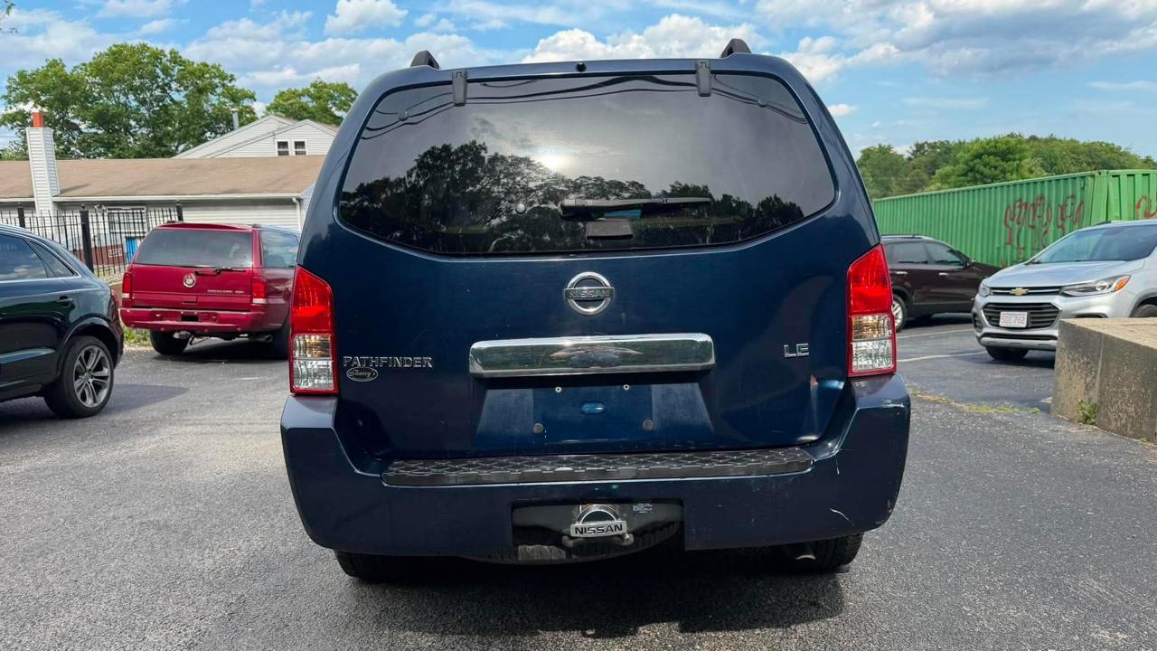 Nissan Pathfinder LE 4WD 2007