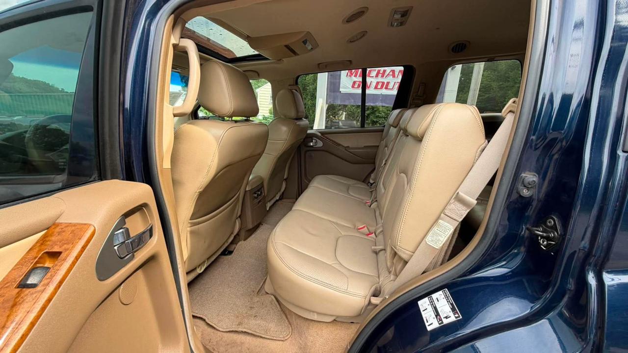 Nissan Pathfinder LE 4WD 2007