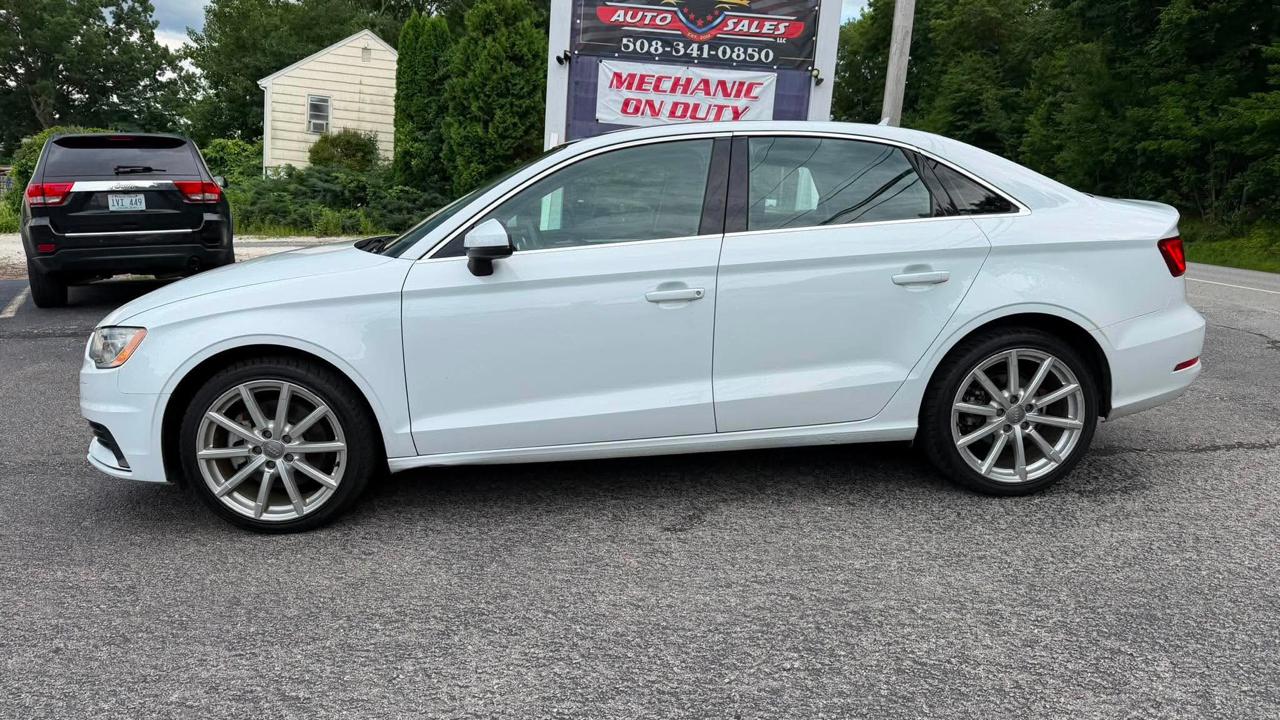 Audi A3 2.0T Premium Sedan quattro S tronic 2015
