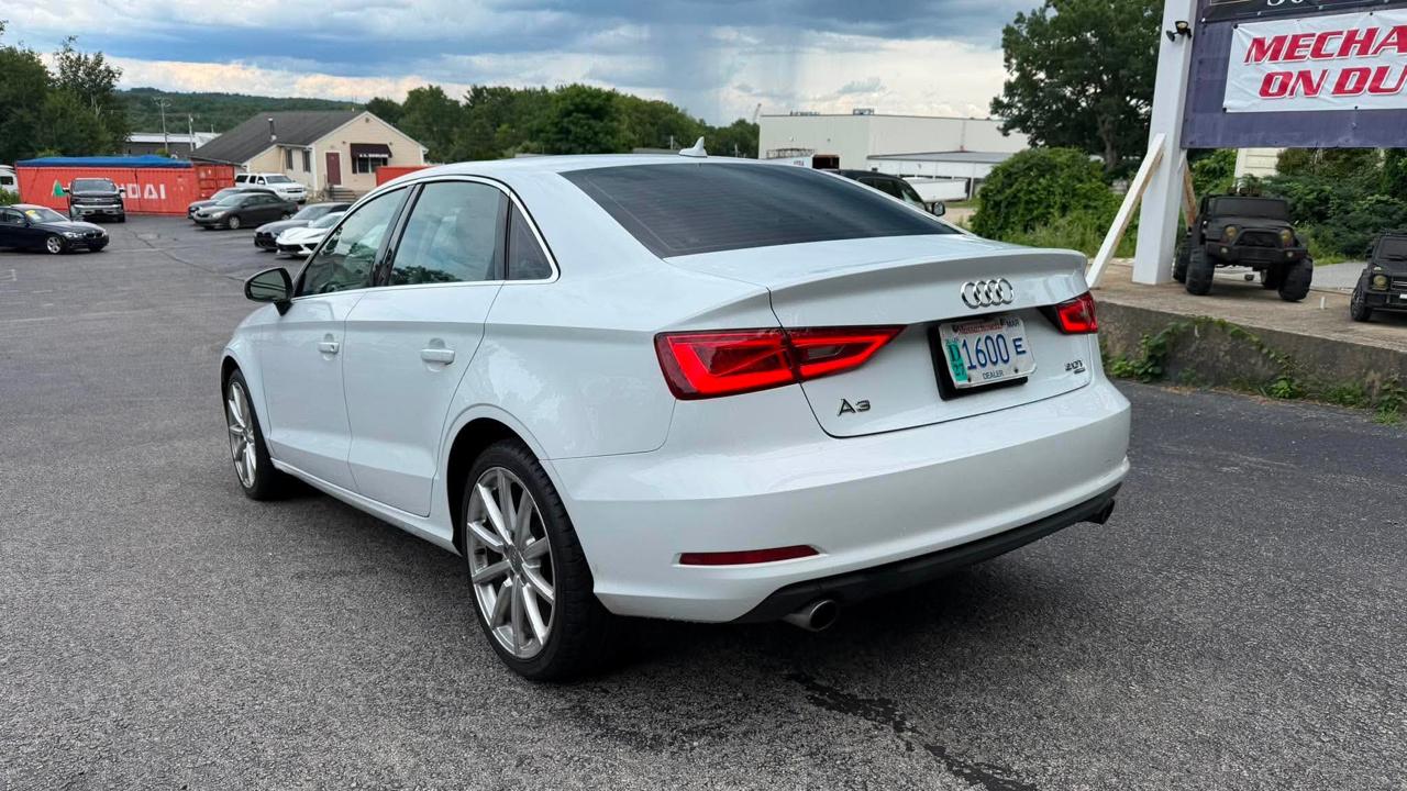 Audi A3 2.0T Premium Sedan quattro S tronic 2015