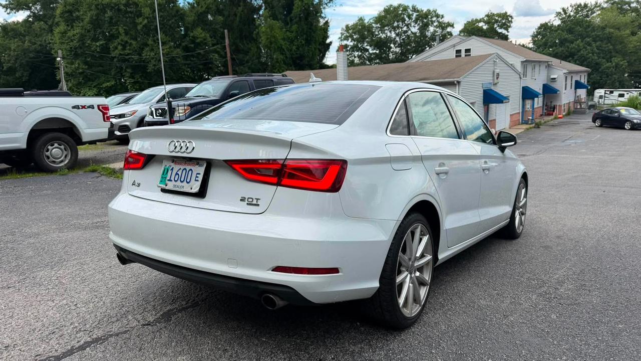 Audi A3 2.0T Premium Sedan quattro S tronic 2015