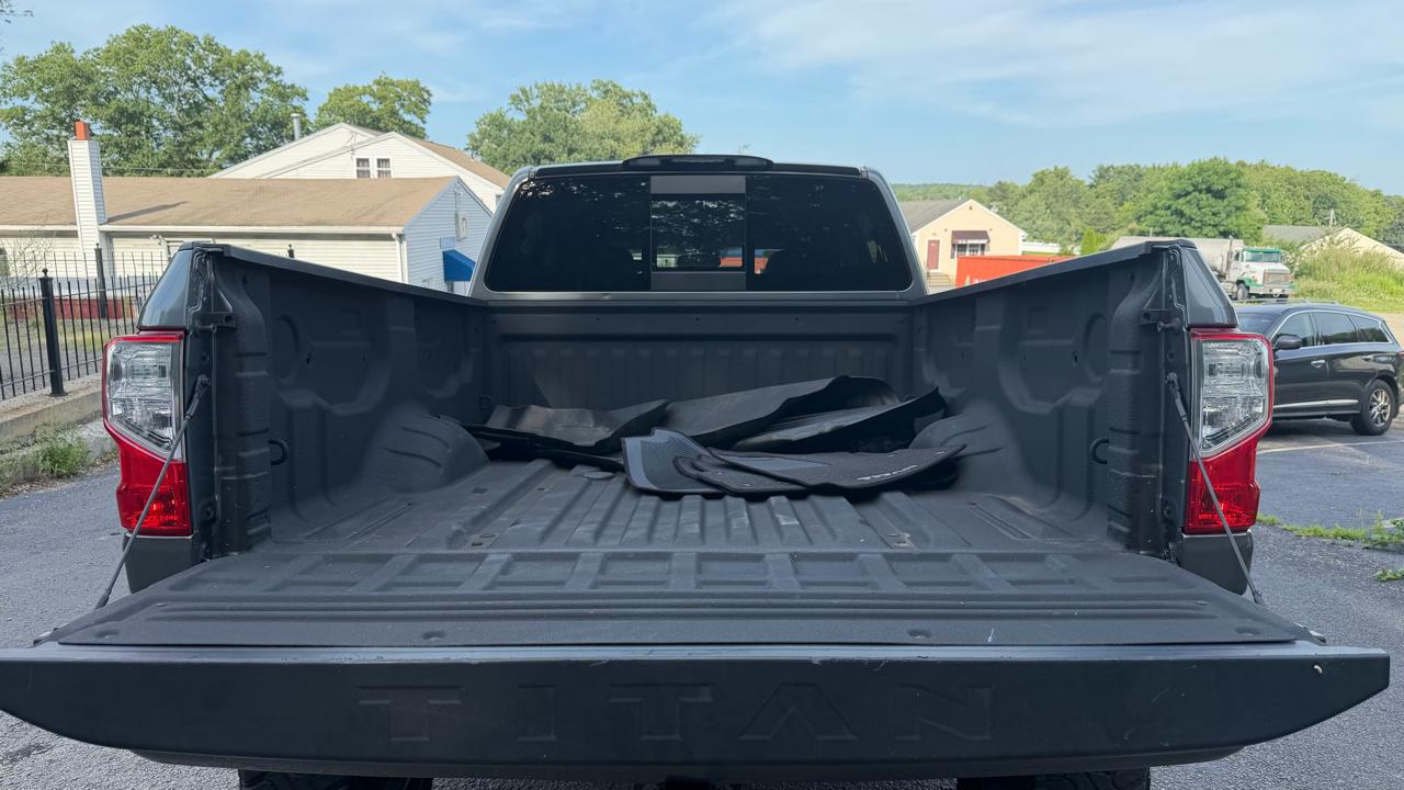 Nissan Titan XD S 4WD Diesel 2017
