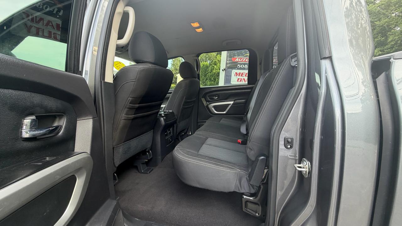 Nissan Titan XD S 4WD Diesel 2017