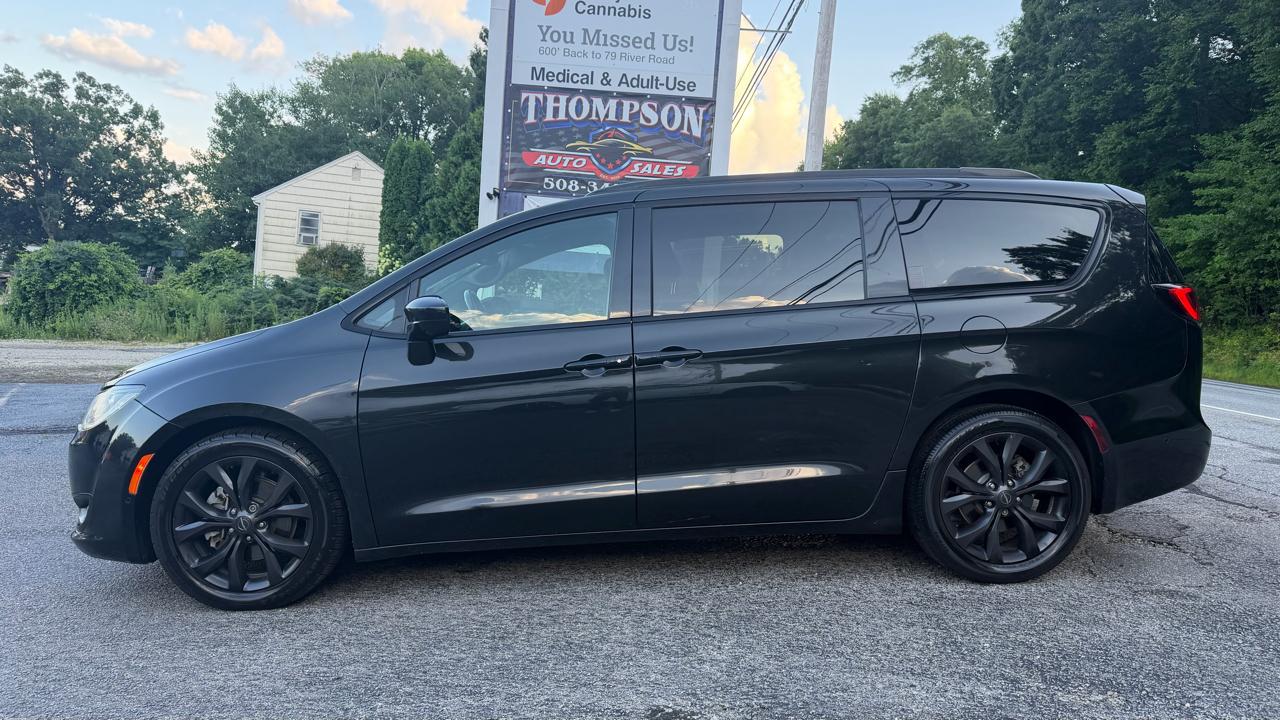 Chrysler Pacifica Touring-L Plus 2019