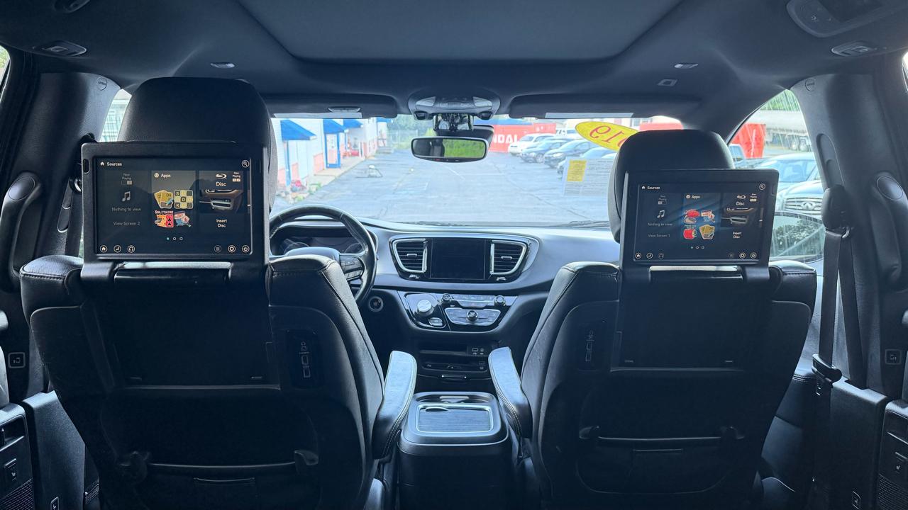 Chrysler Pacifica Touring-L Plus 2019