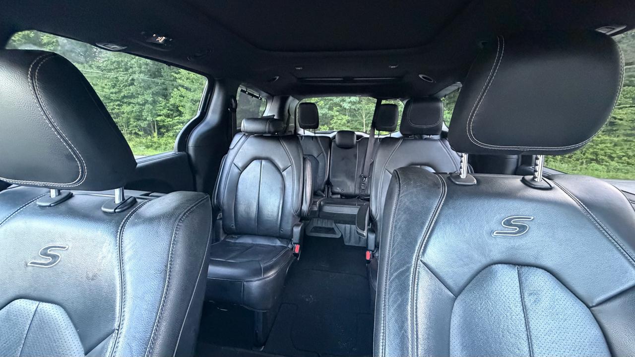 Chrysler Pacifica Touring-L Plus 2019