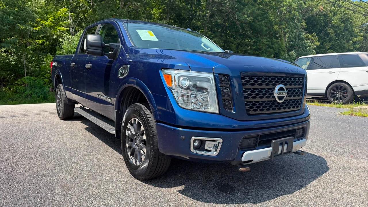 Nissan Titan XD PRO-4X Crew Cab 4WD 2017