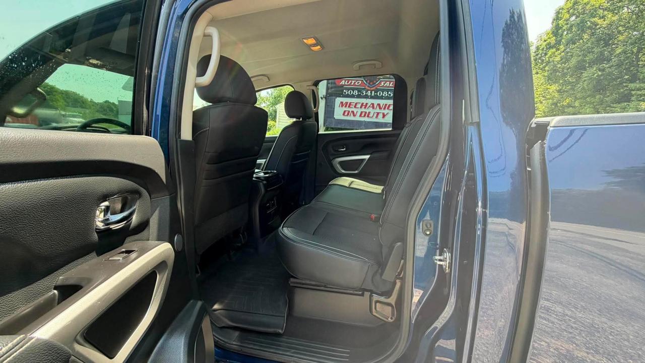 Nissan Titan XD PRO-4X Crew Cab 4WD 2017
