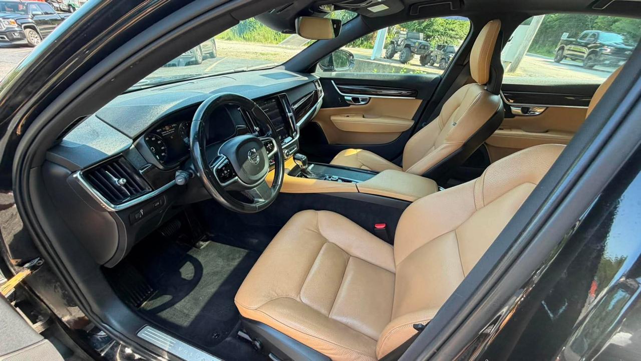Volvo S90 T6 Momentum AWD 2017