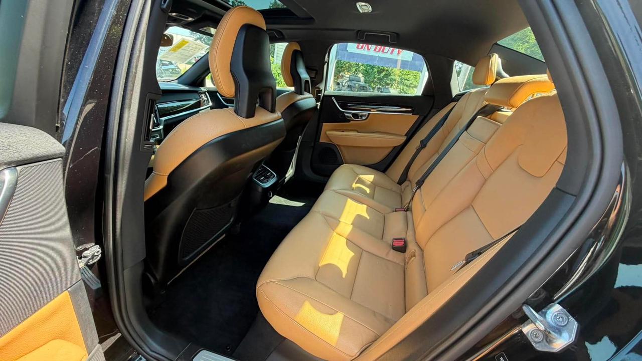 Volvo S90 T6 Momentum AWD 2017