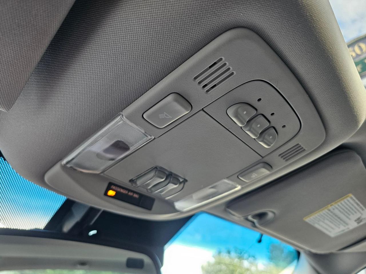 Cadillac DTS Premium w/ Navi 2011