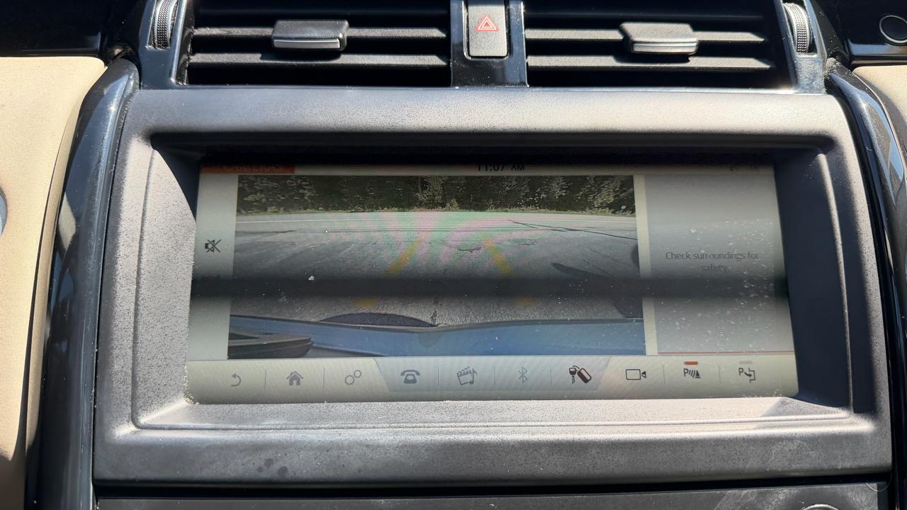 Land Rover Discovery SE 2020