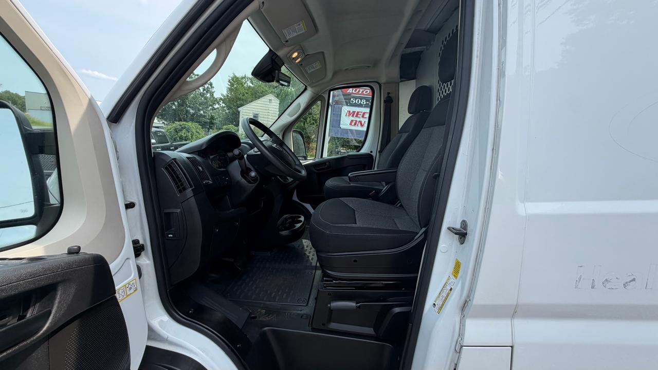 RAM Promaster 1500 Low Roof 118-in. WB 2021