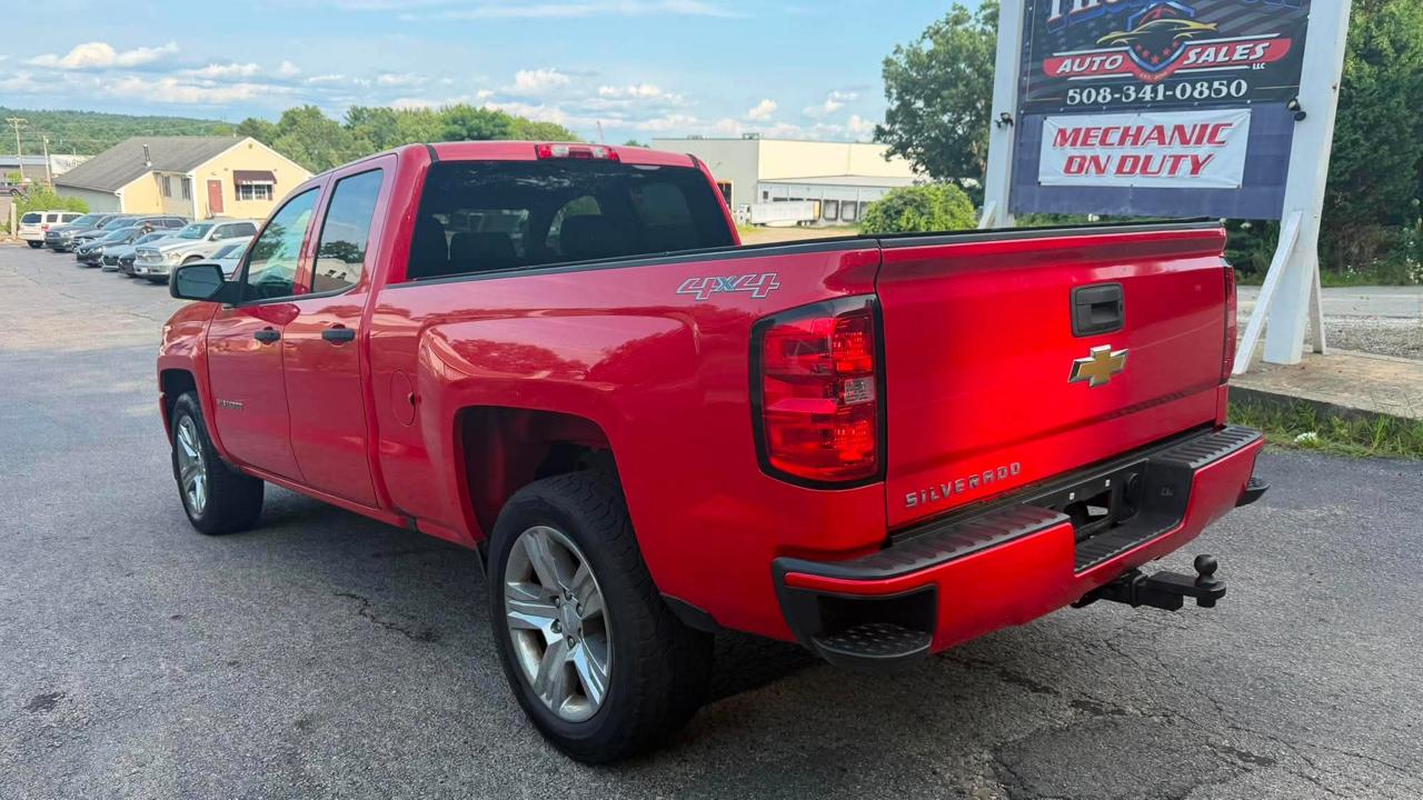 Chevrolet Silverado 1500 4WD Double Cab 143.5" Custom 2017
