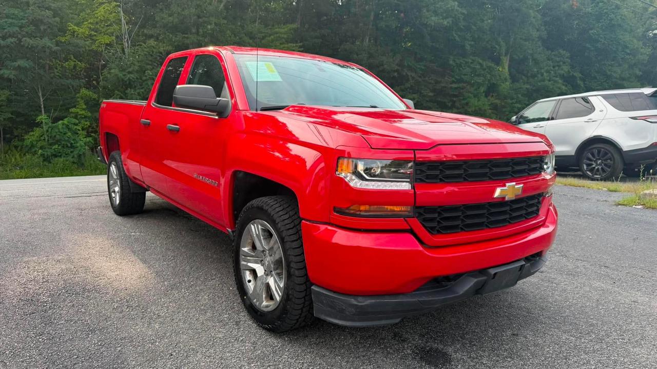 Chevrolet Silverado 1500 4WD Double Cab 143.5" Custom 2017