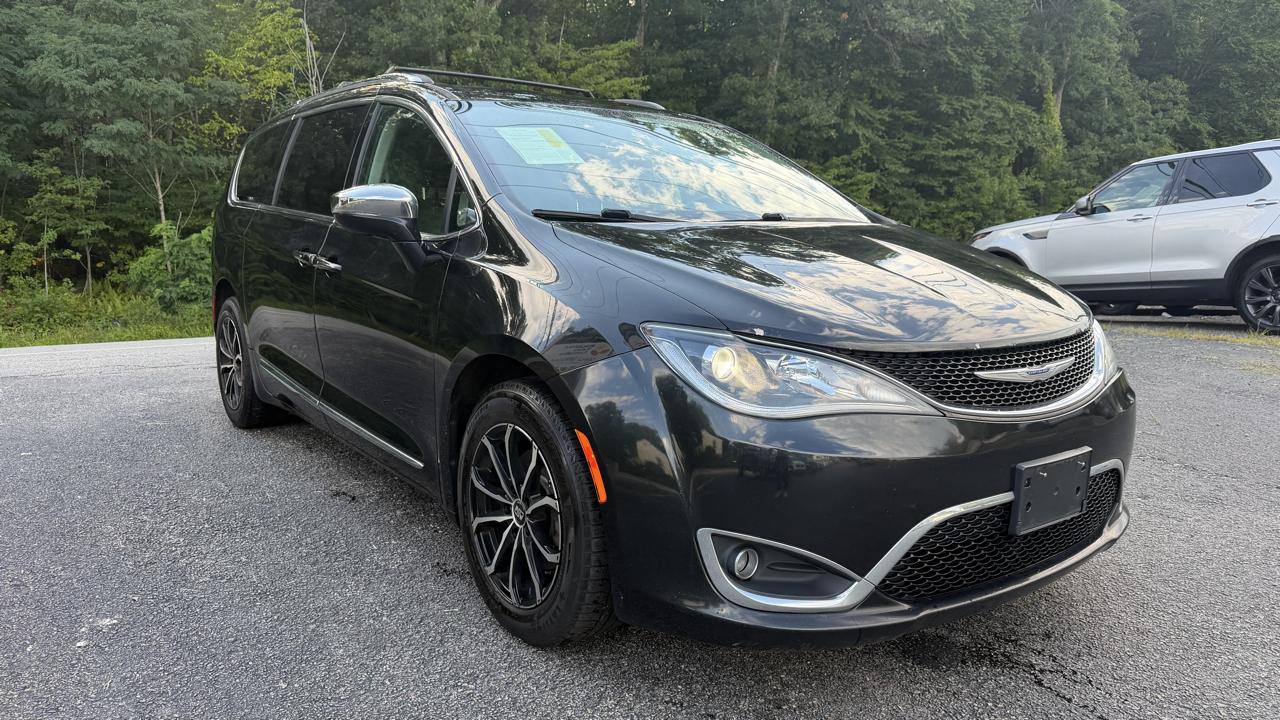 Chrysler Pacifica Limited 2018