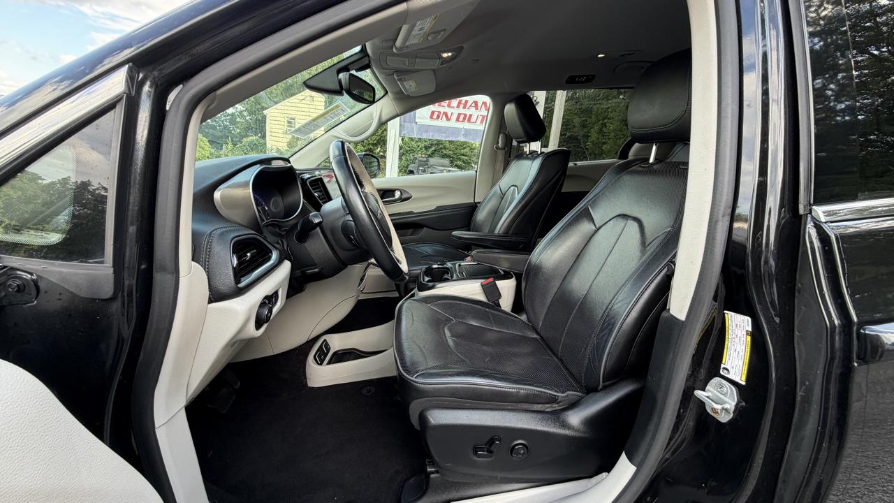 Chrysler Pacifica Limited 2018