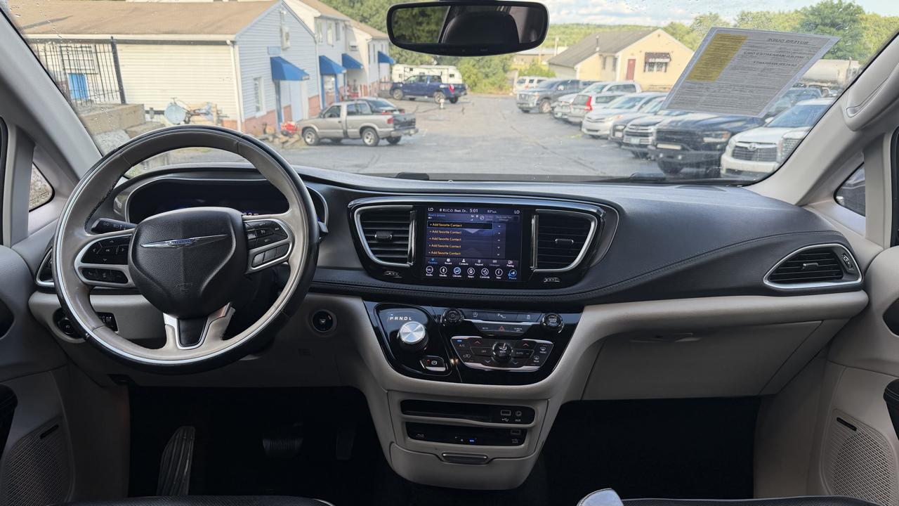 Chrysler Pacifica Limited 2018