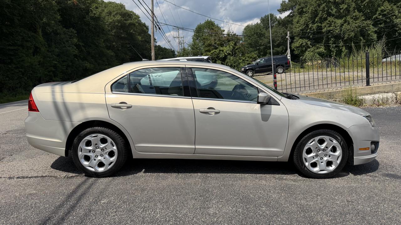 Ford Fusion SE 2010