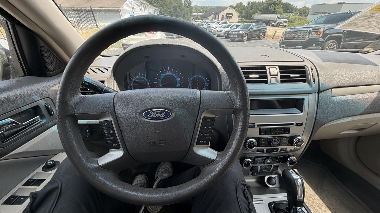 Ford Fusion SE 2010