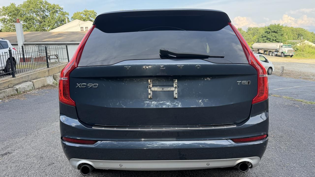 Volvo XC90 T5 Momentum 2018