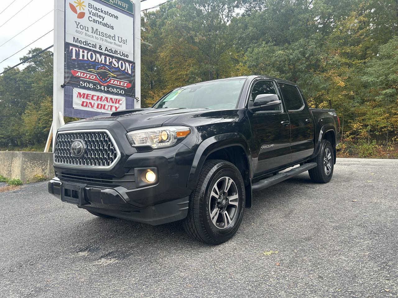 Toyota Tacoma 4WD Double Cab LB V6 AT TRD Sport (Natl) 2018