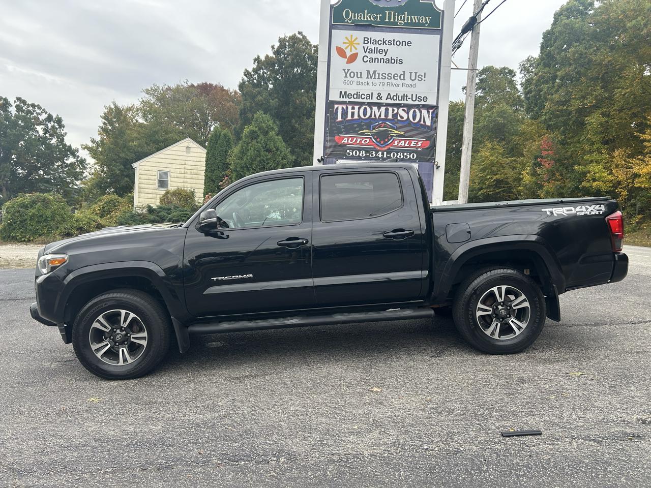 Toyota Tacoma 4WD Double Cab LB V6 AT TRD Sport (Natl) 2018