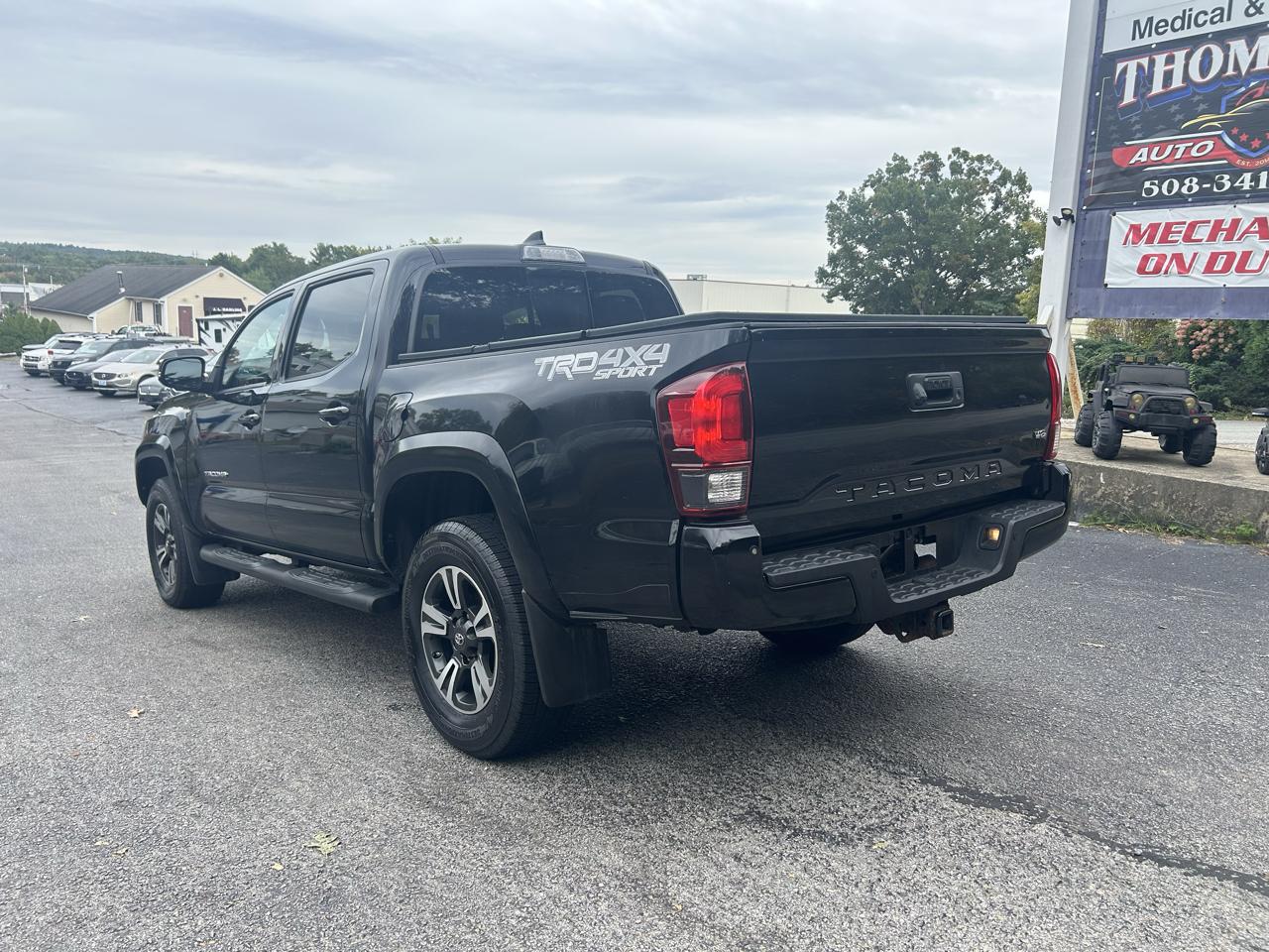 Toyota Tacoma 4WD Double Cab LB V6 AT TRD Sport (Natl) 2018