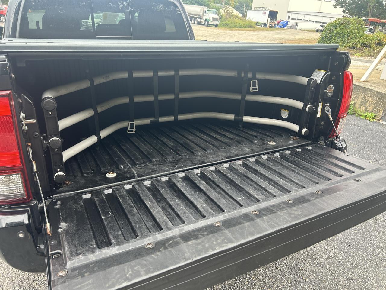 Toyota Tacoma 4WD Double Cab LB V6 AT TRD Sport (Natl) 2018