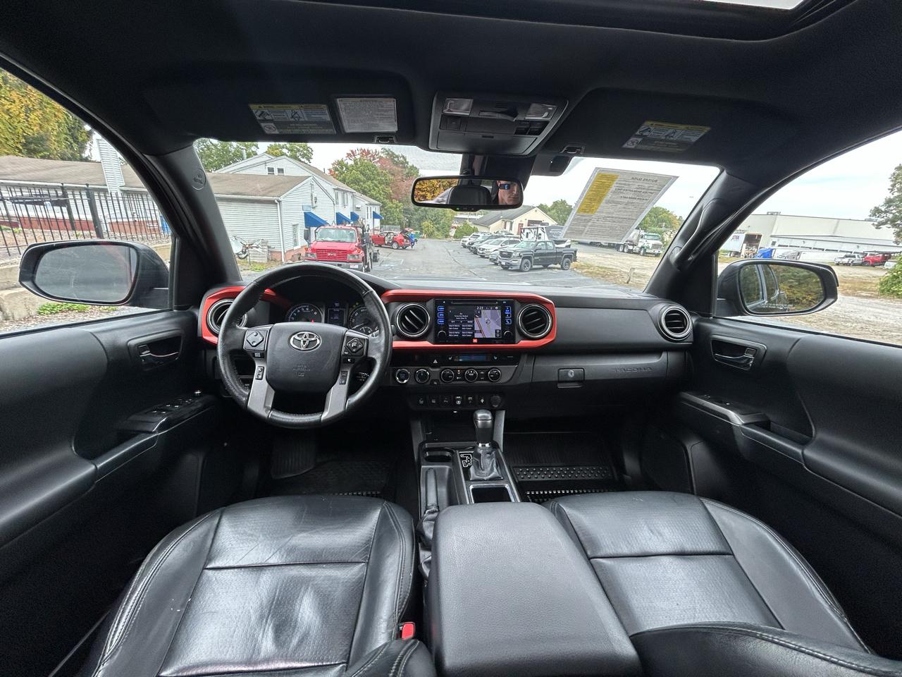 Toyota Tacoma 4WD Double Cab LB V6 AT TRD Sport (Natl) 2018