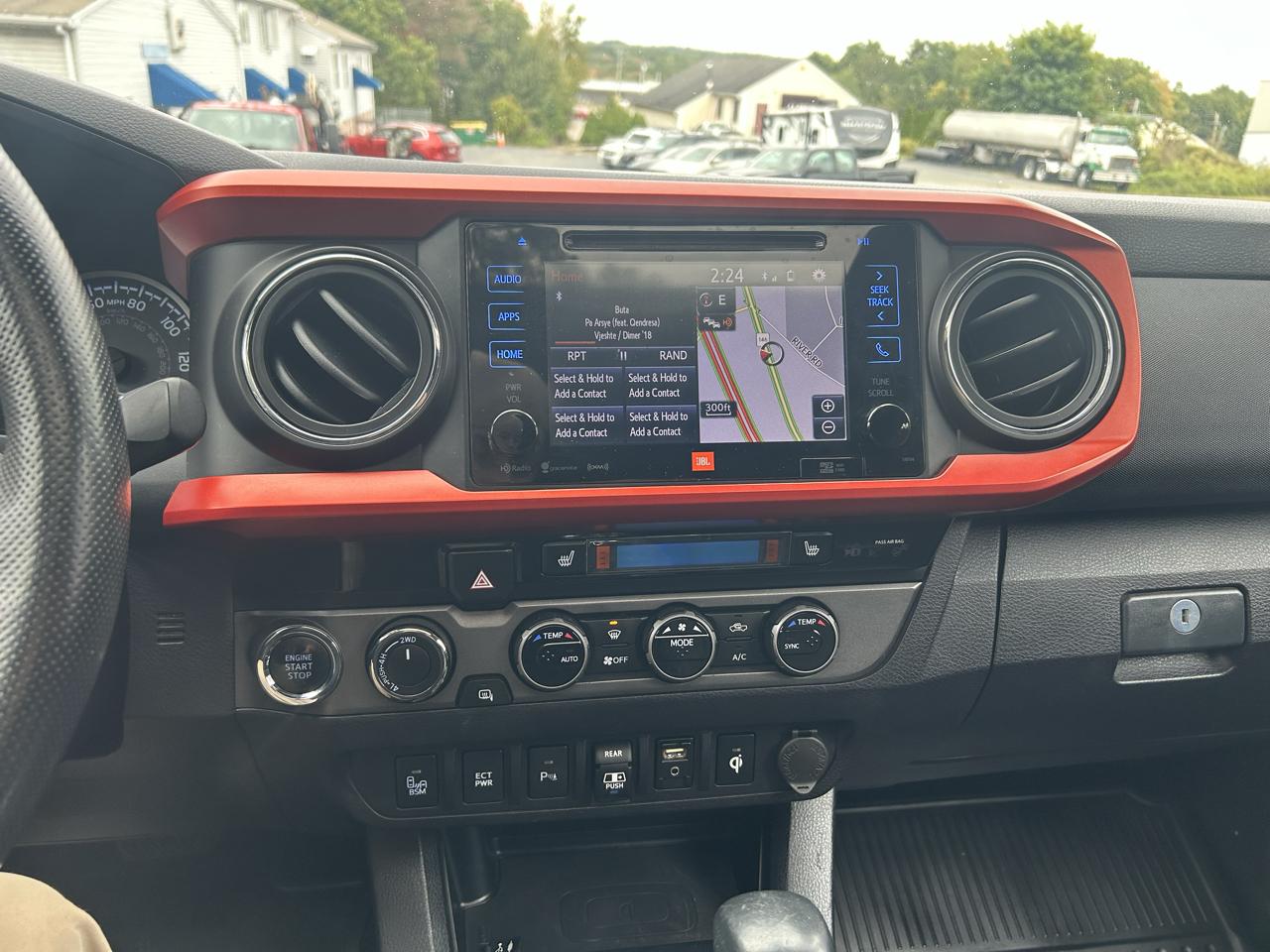 Toyota Tacoma 4WD Double Cab LB V6 AT TRD Sport (Natl) 2018