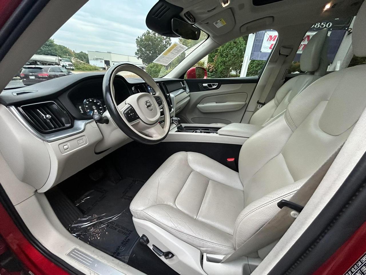 Volvo XC60 T5 Momentum AWD 2018