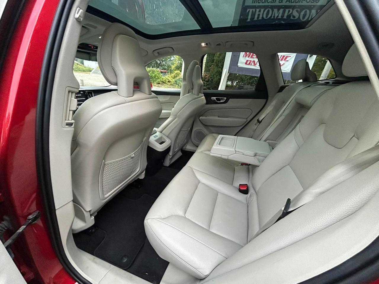Volvo XC60 T5 Momentum AWD 2018