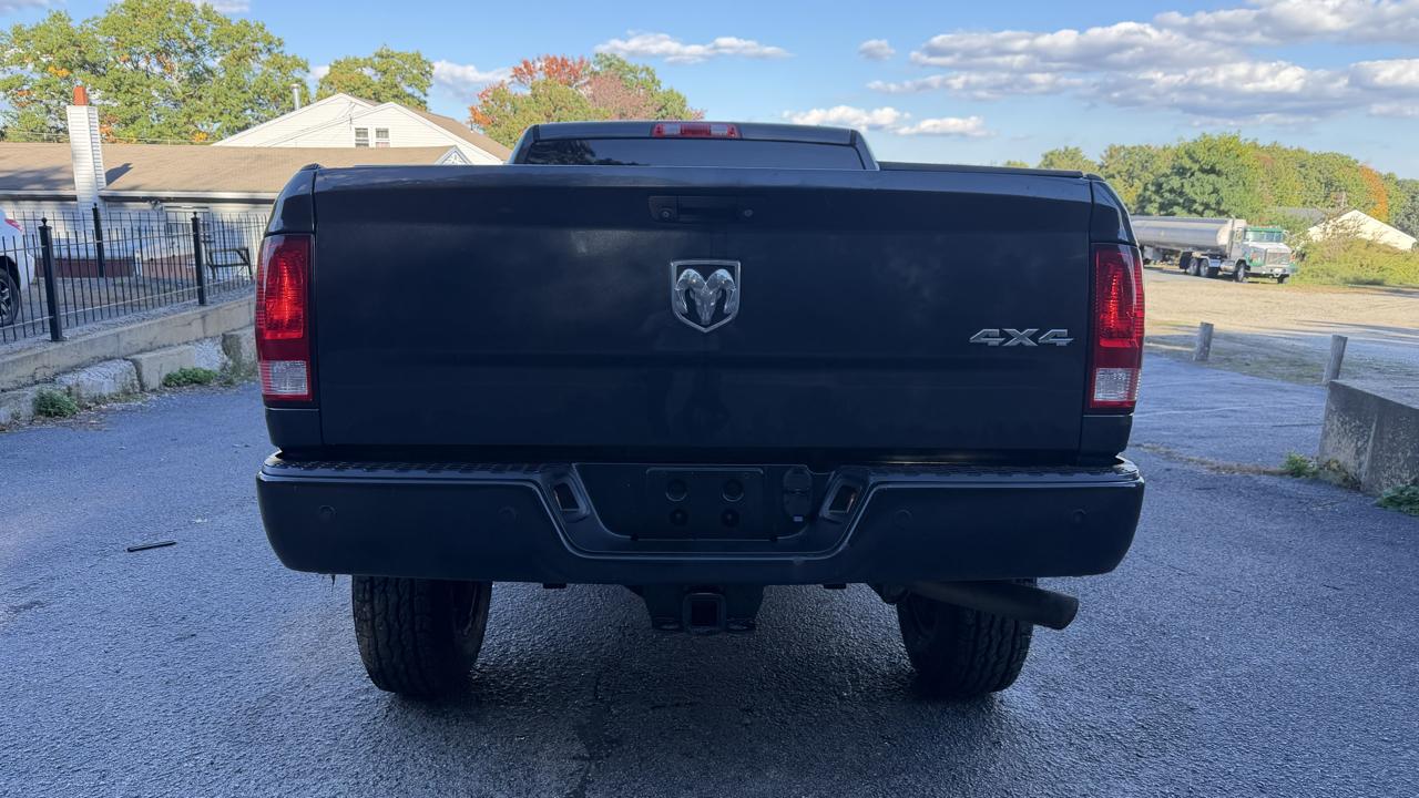 RAM 2500 Tradesman Crew Cab SWB 4WD 2016
