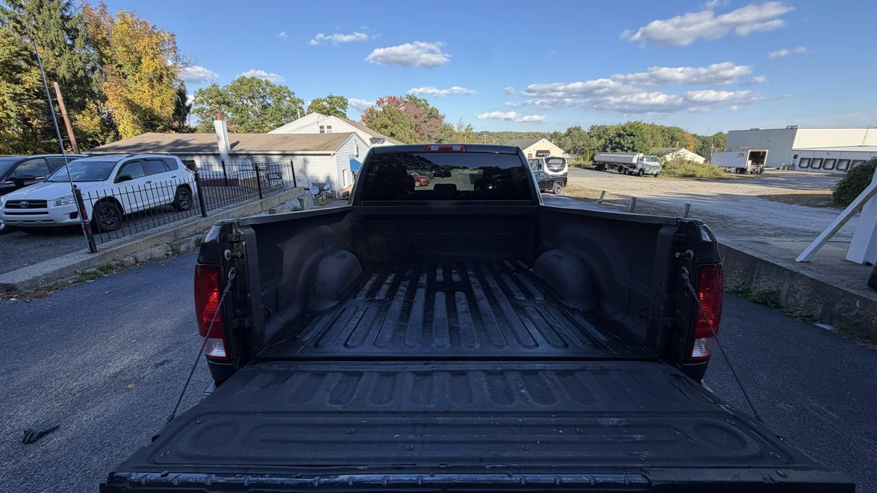 RAM 2500 Tradesman Crew Cab SWB 4WD 2016