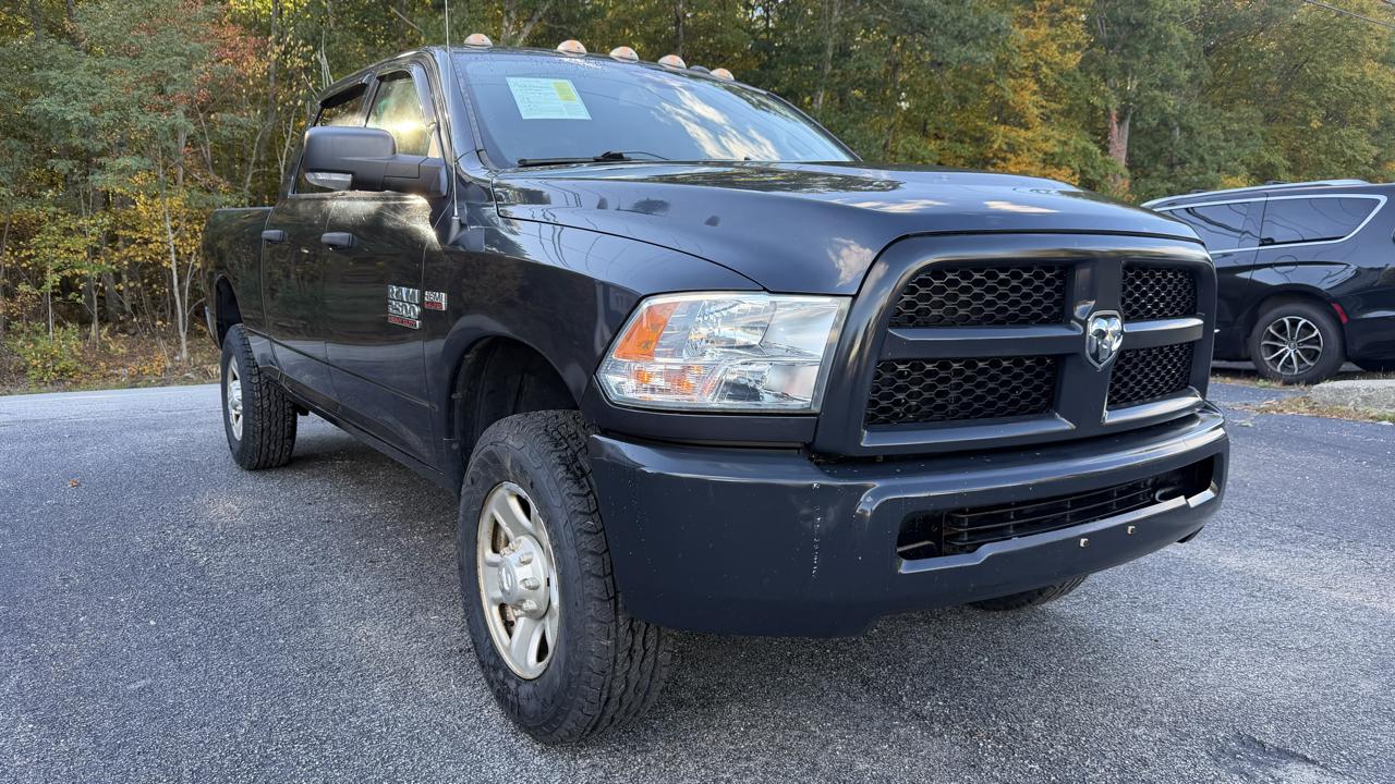 RAM 2500 Tradesman Crew Cab SWB 4WD 2016