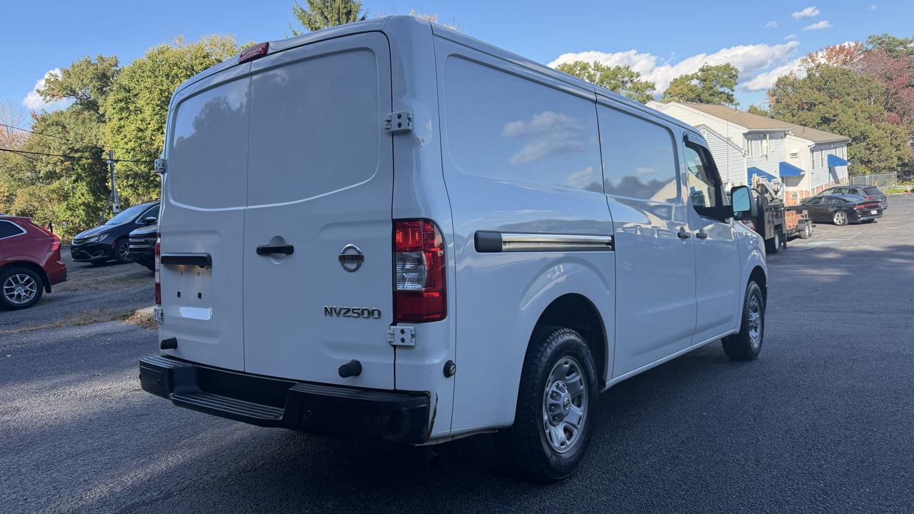 Nissan NV Cargo 2500 HD S V6 2020