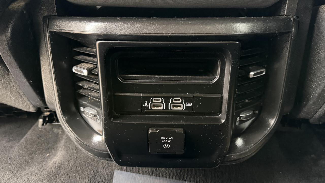 RAM 1500 Big Horn Crew Cab SWB 4WD 2019