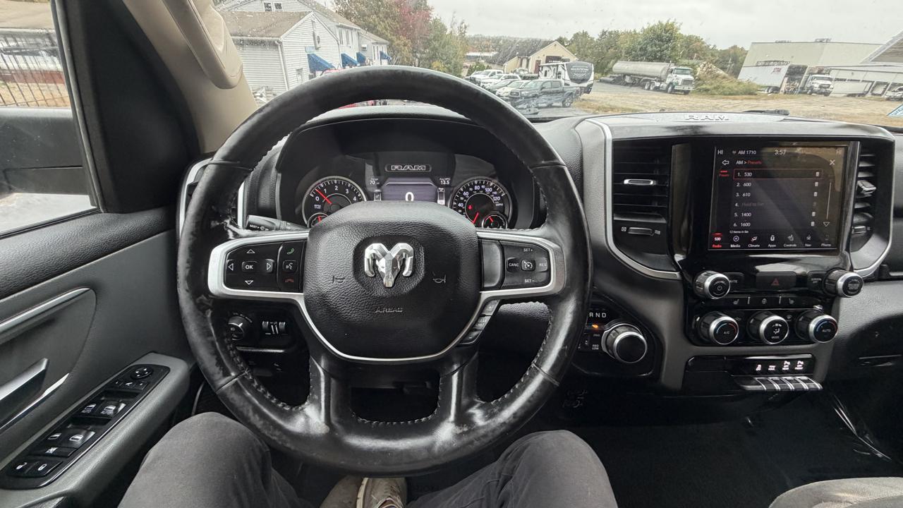 RAM 1500 Big Horn Crew Cab SWB 4WD 2019