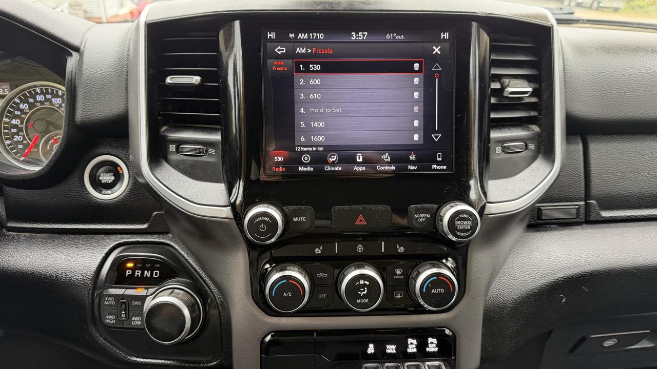 RAM 1500 Big Horn Crew Cab SWB 4WD 2019