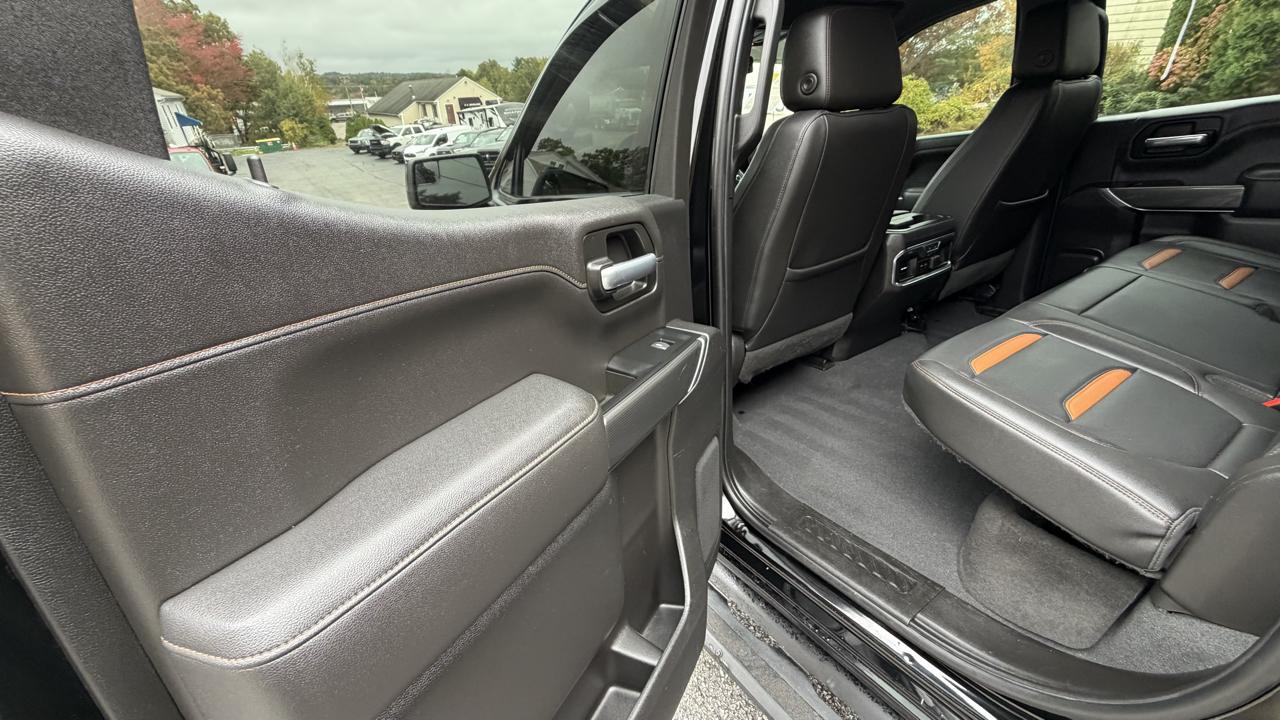 GMC Sierra 1500 AT4 Crew Cab Long Box 4WD 2019
